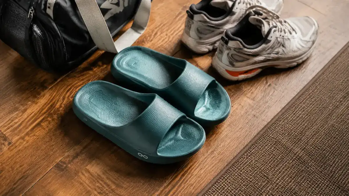 How Switching Into Recovery Slides After Every Run Changed How My Feet Feel the Next Morning